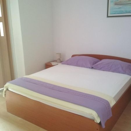 Apartmani Carevic Baška Voda Eksteriør billede