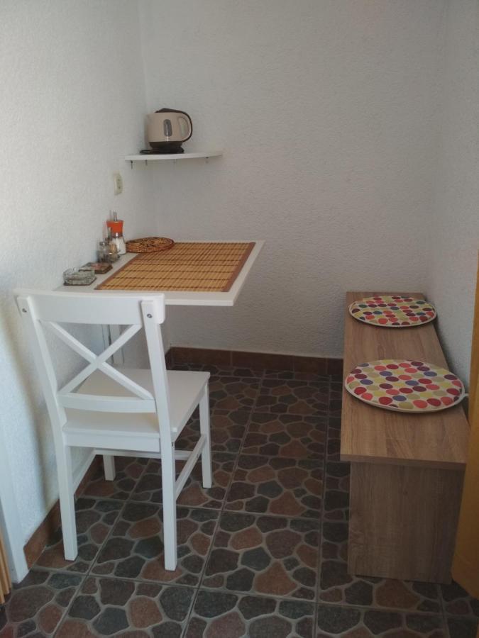 Apartmani Carevic Baška Voda Eksteriør billede