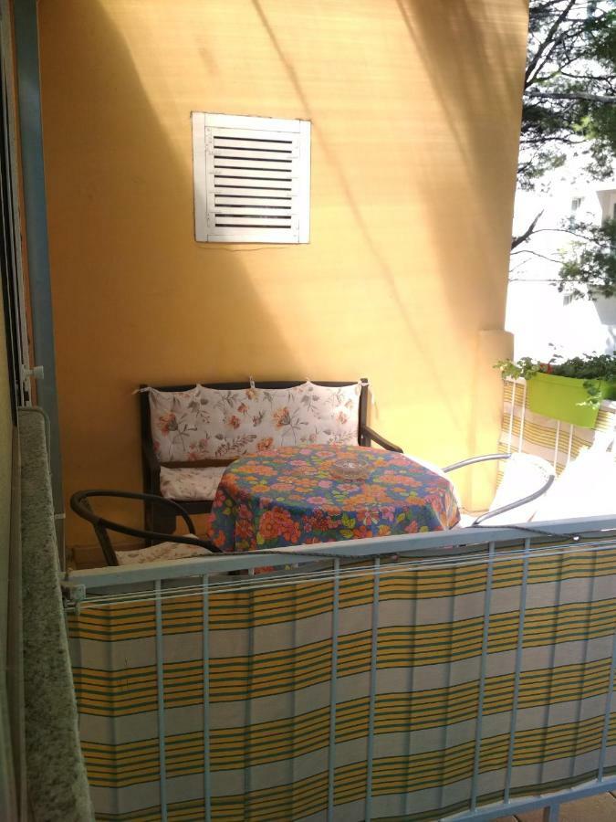 Apartmani Carevic Baška Voda Eksteriør billede